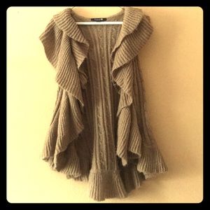 Forever 21 Beige Sweater
